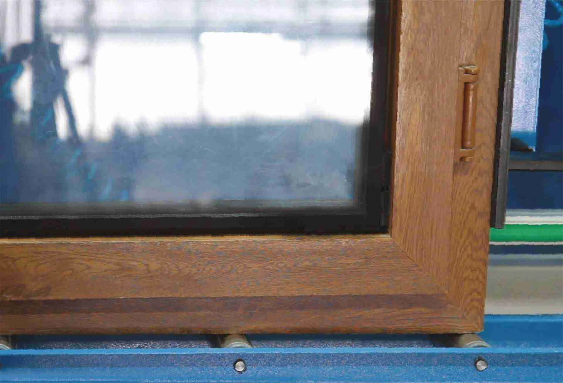 Glass Installation Unit